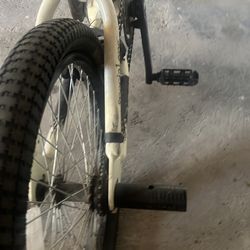 Mongoose 20in Bmx