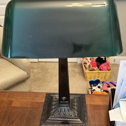 Emeralite bankers lamp