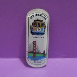 Vintage 90's Fridge Magnet Travel San Fransisco CA Golden Gate Cable Car 2.75".
