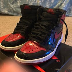 Air Jordan 1 Retro High OG Size Men's 7.5/womans 9