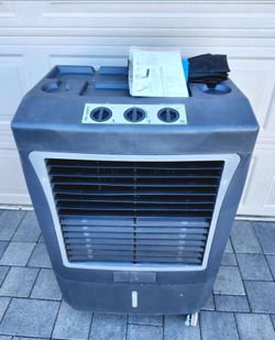 Hessaire 950 sq ft Portable Evaporative Cooler 3100 CFM
