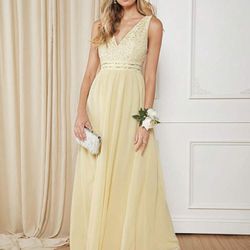 Elegant Yellow Evening Gown
