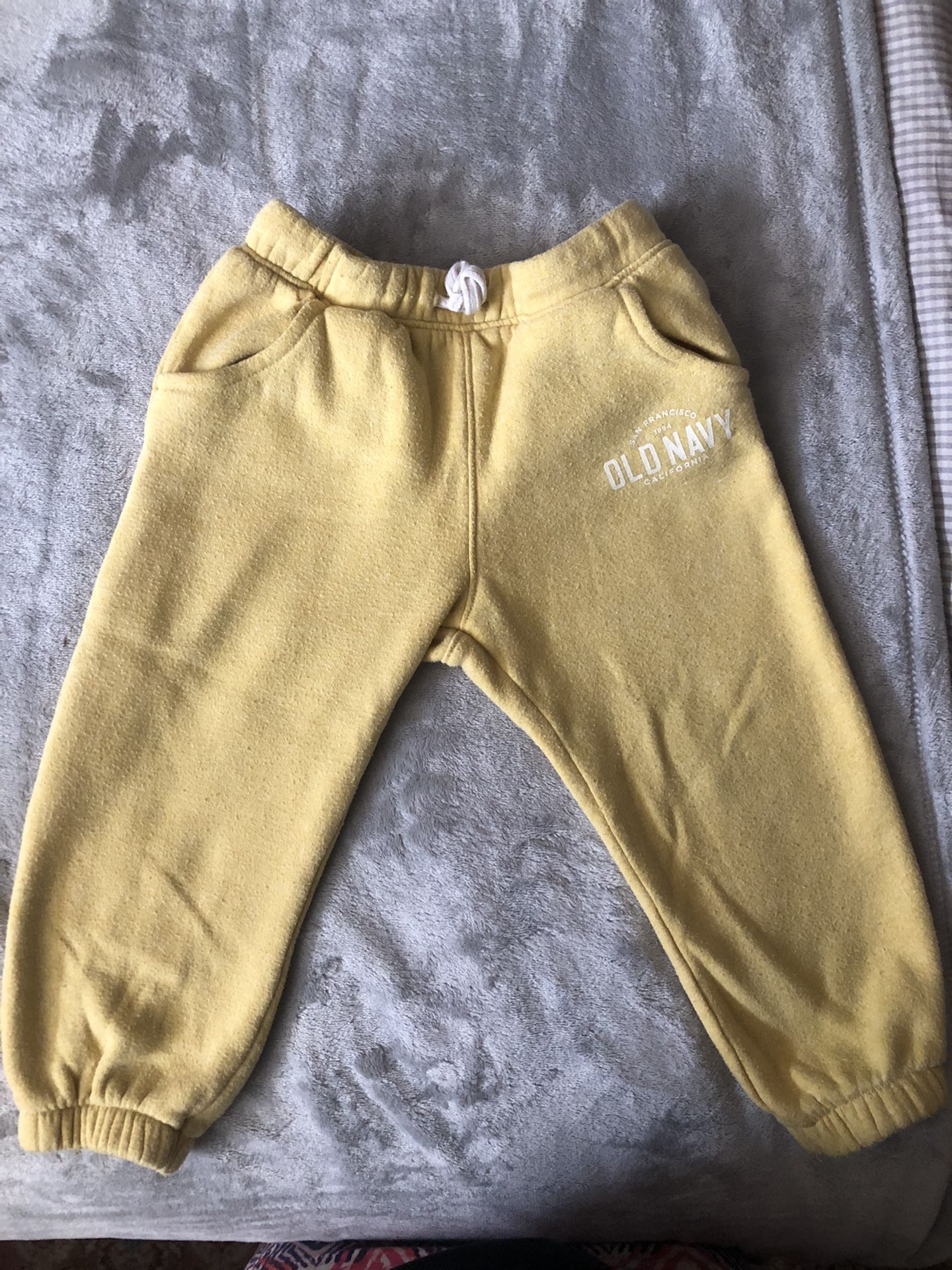 Old Navy 3T Sweat Pants