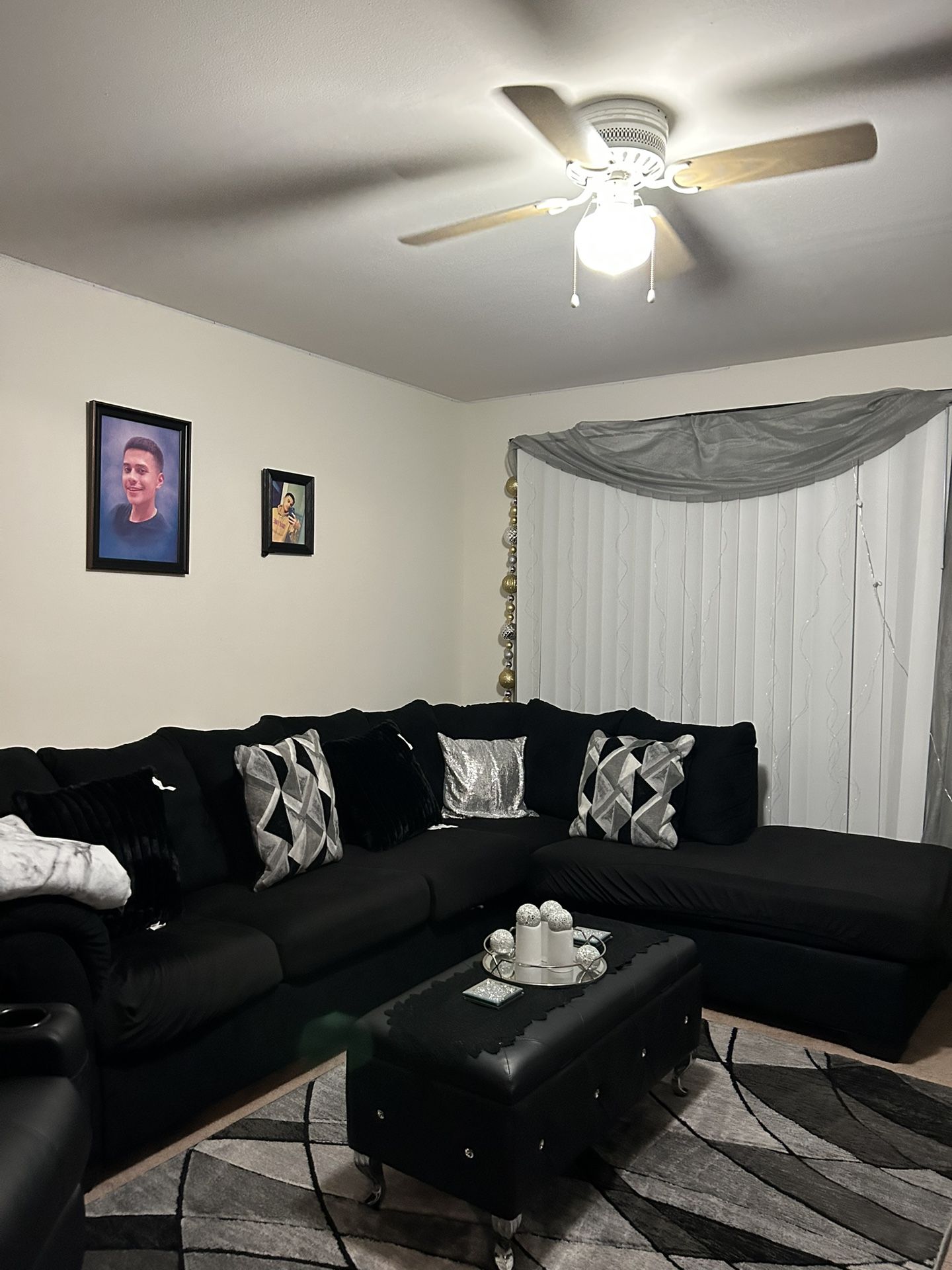 Comfortable L Shape Sectional Couch Set