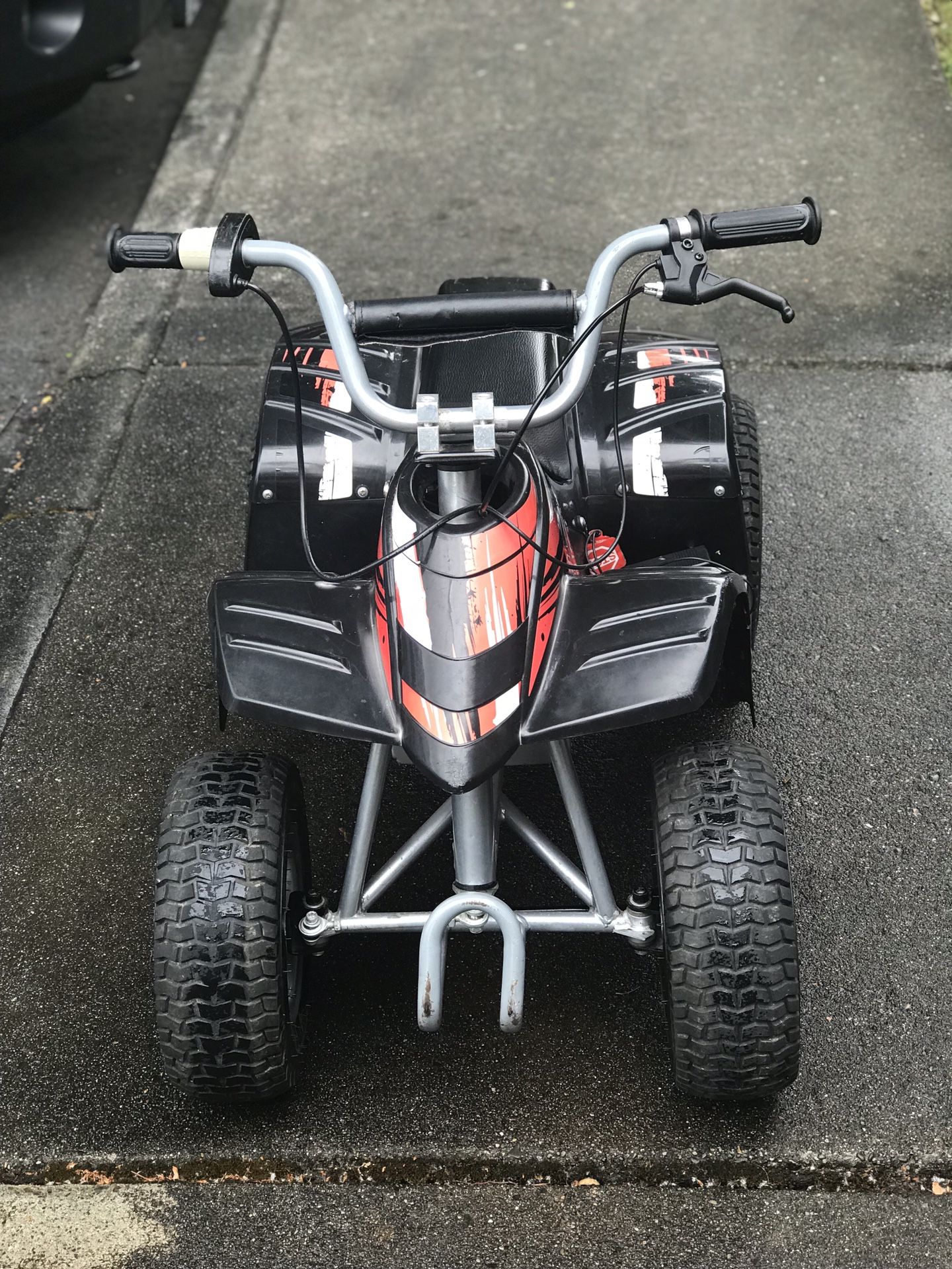 Razor 24Volt Kids ATV Quad for Sale in Federal Way, WA OfferUp