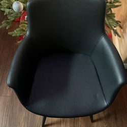 Leather Chair (NEGOTIATING)