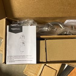 Modern Handle Set And Deadbolt