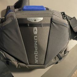 Fishing Waist Pack UMPQUA Ledges 500