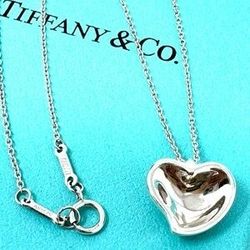 Authentic Tiffany & CO. Elsa Peretti Curved Heart Pendant Necklace.