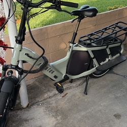 Aventon Abound Cargo Ebike