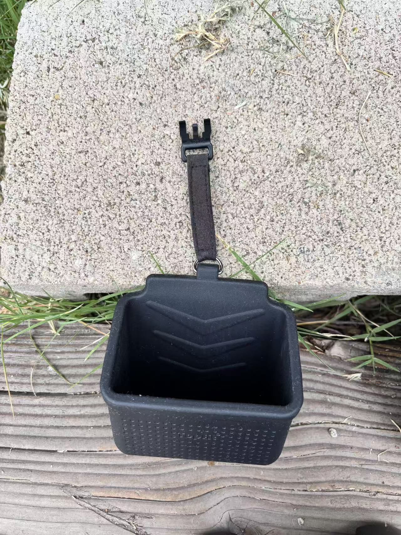 Tesla Model Y/3 Storage Unit For AC Cent / Will Not Work On Newer Tesla