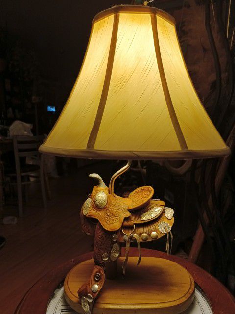 Saddle Lamp