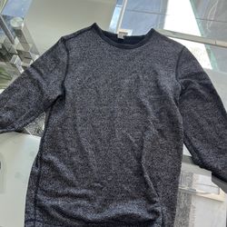 Medium Sweatshirt Free Used