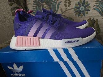Adidas womens size 9