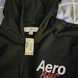 Warm Aéropostale full-zip hoodie. $40 Brand NEW w/tag.