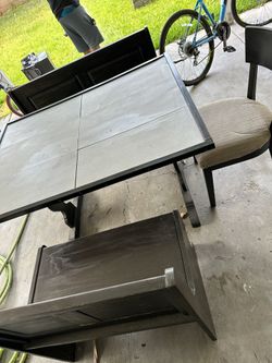 Outdoor Patio Table 