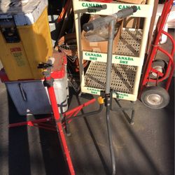 Roller Stand Adjustable 10$