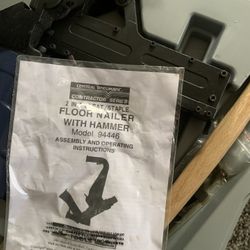 Floor Nailer W Hammer