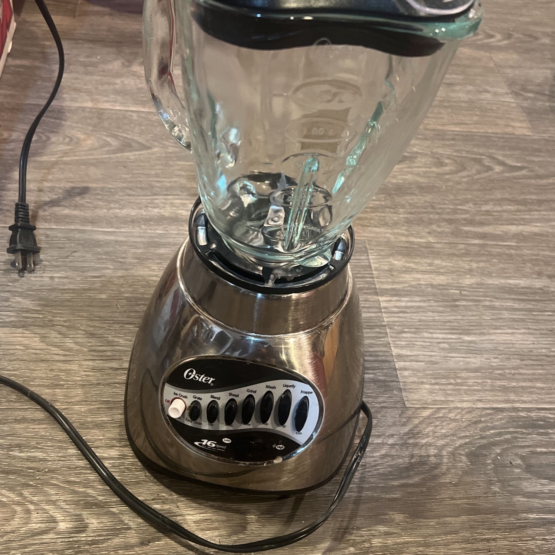 Oster Glass Very Strong Blender