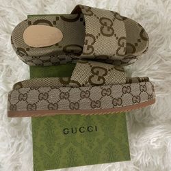 Gucci Slides/sandalias Gucci