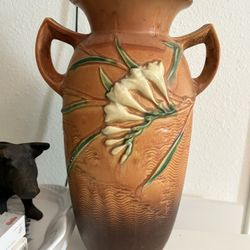 1945 Roseville Floor Vase ( Has Chip/ Crack) 