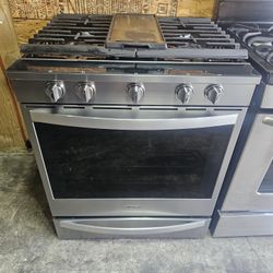 Gas Stove Whirlpool Stainless Steel Slide-in 