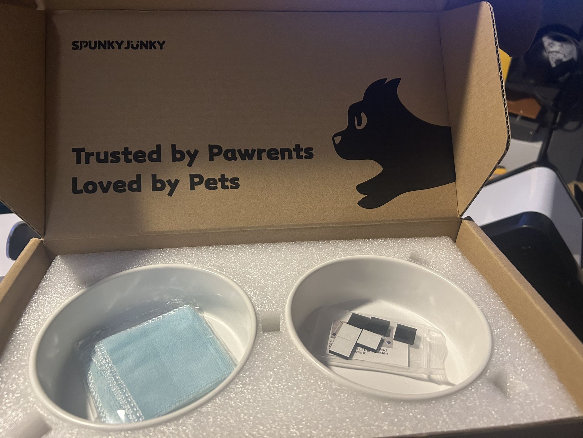 spunky junky cat bowls