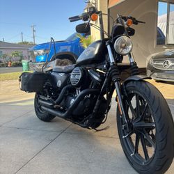 2016 Harley Davidson Sportster Iron 883