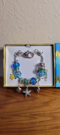 Sealife Beach Charm And Glass Beaded Bracelet