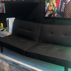 Black Futon