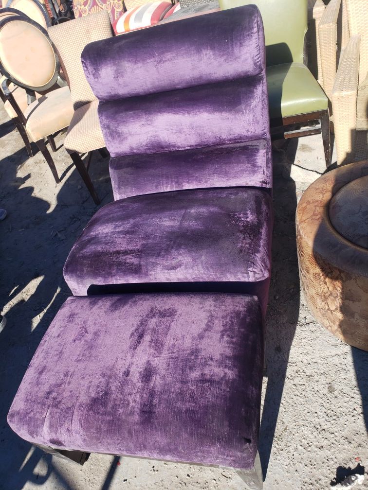 Chair and foot cushion