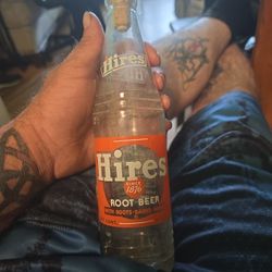 Hire Root Beer Bottle 