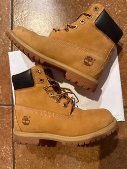 Women’s Timberlands👢