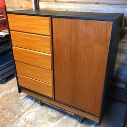 FREE DELIVERY! Danish Mid-Century Dresser