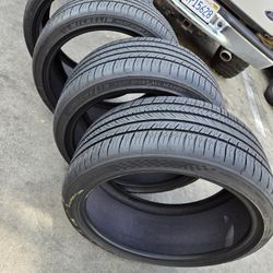 4.  PCS OF TIRES .  MICHELIN PILOT SPORT ALL SEASON 4.   SIZE 275/35/21.   &    255/35/21