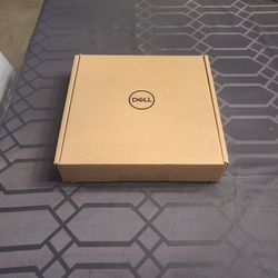 NIB Dell Docking Station WD19S