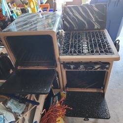 Antique Gas Stove/Pizza Oven