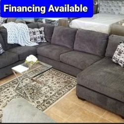 Brand New/ Black Sectional,  Seccional, Couch/ Delivery Available 