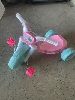 Minnie Mouse Tricycle