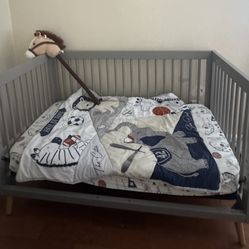Boys Crib / Bed