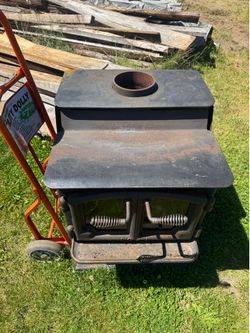 Lopi freestanding wood stove with blower