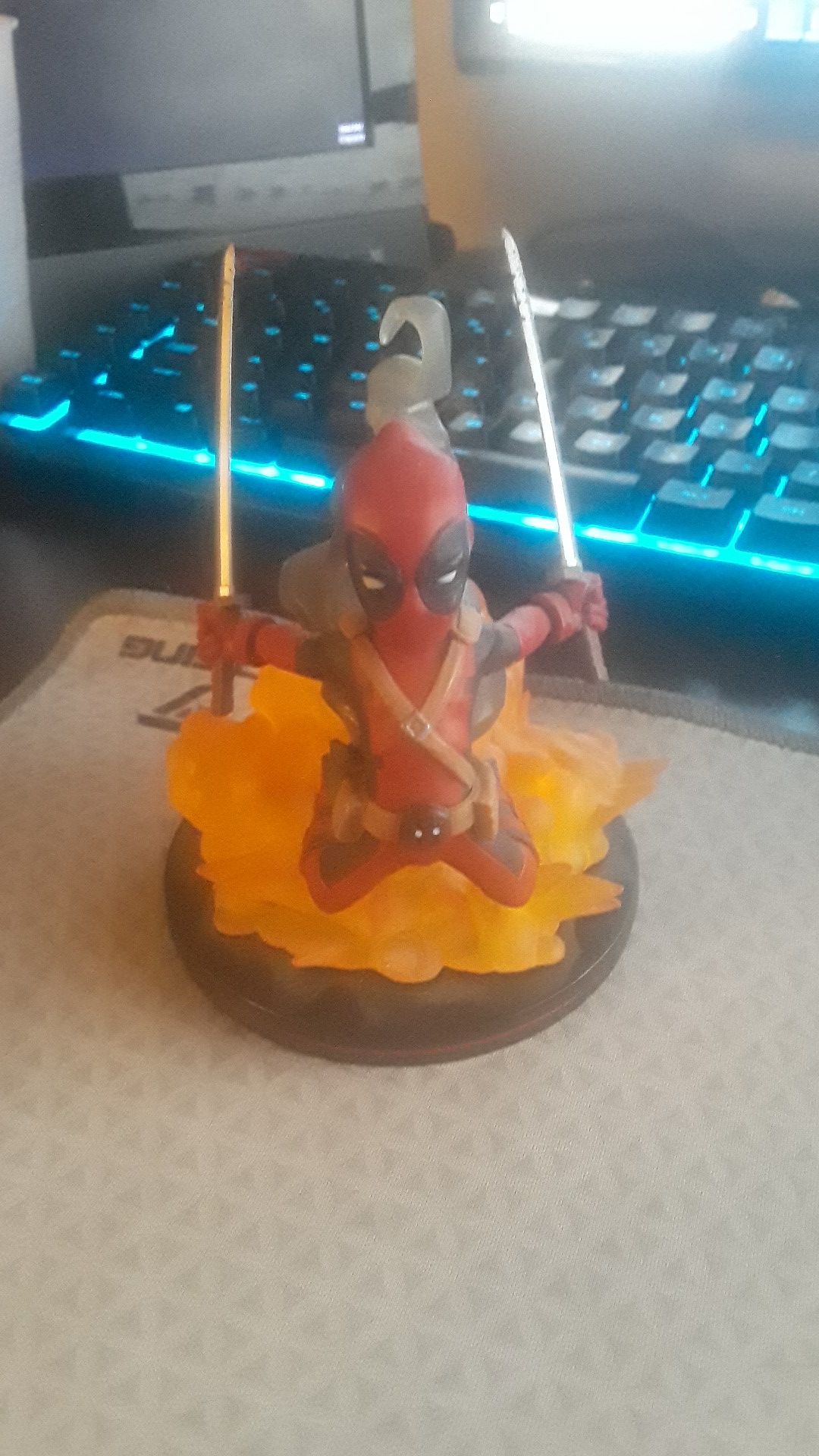 QMX Deadpool Q-Figure