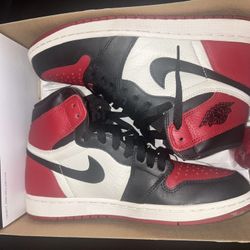 Air Jordan 1 Size 8 Bred Toe 