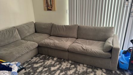 Sectional couch