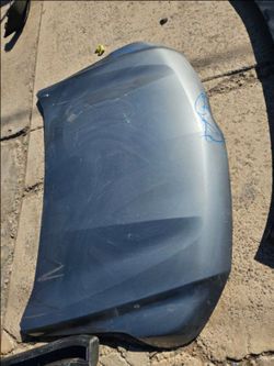 Chevy Tahoe/Suburban Hood OEM