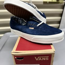 Vans Suede (women’s 8/mens 6.5)
