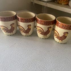 Rooster  Mugs (Bundle Of Four) made By Glassware.$11.