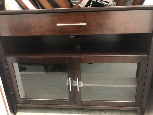 American Signature Wooden Tv Stand For In Nashville Tn Offerup American Signature Wooden Tv Stand Nashville Tn