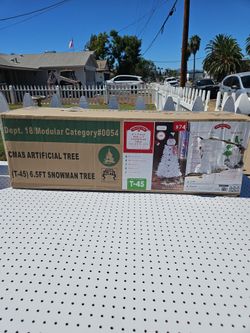 Holiday Time 6.5 ft Pre-Lit Snowman Christmas Tree