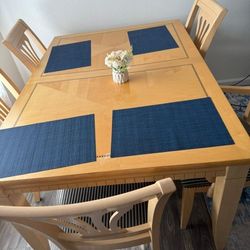 Dinning Table With Six Seats